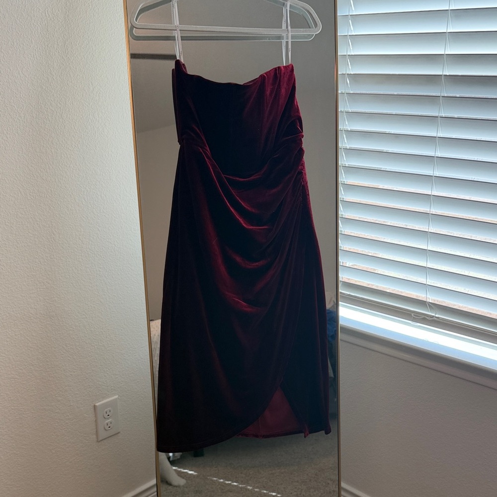 Lulu's Deep Red Strapless Dress